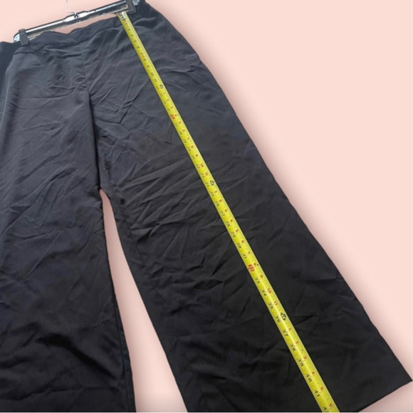 Isaac Mizrahi Black Wide Leg Pants - size 14 - Picture 5 of 7